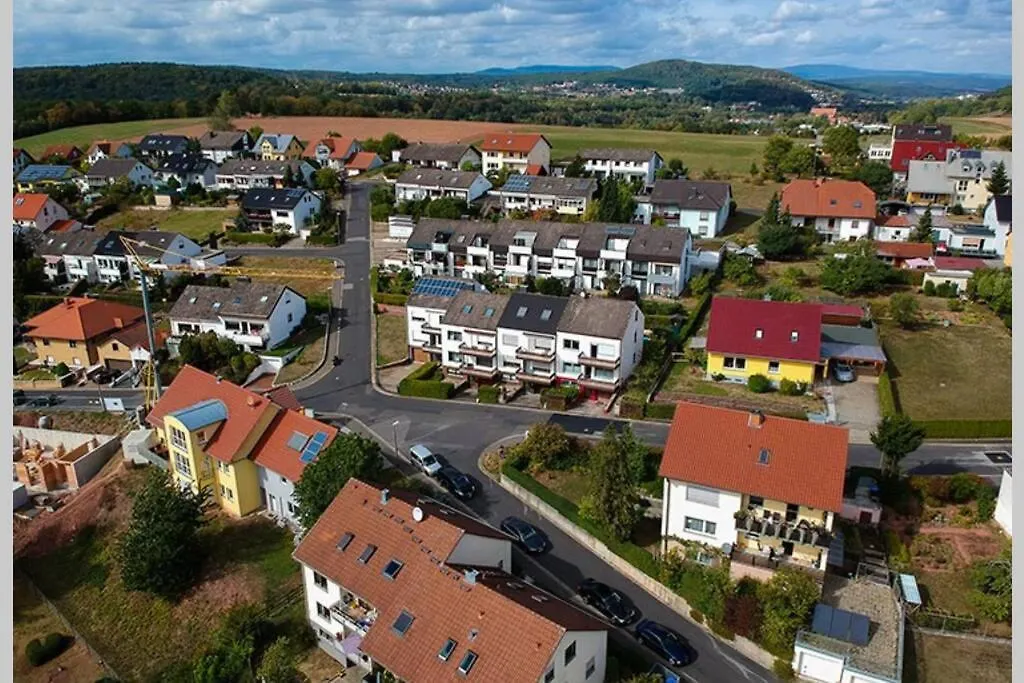 アパート Fraenkische Rhoen Wohnung Mit Bergblick ツ バート・キッシンゲン