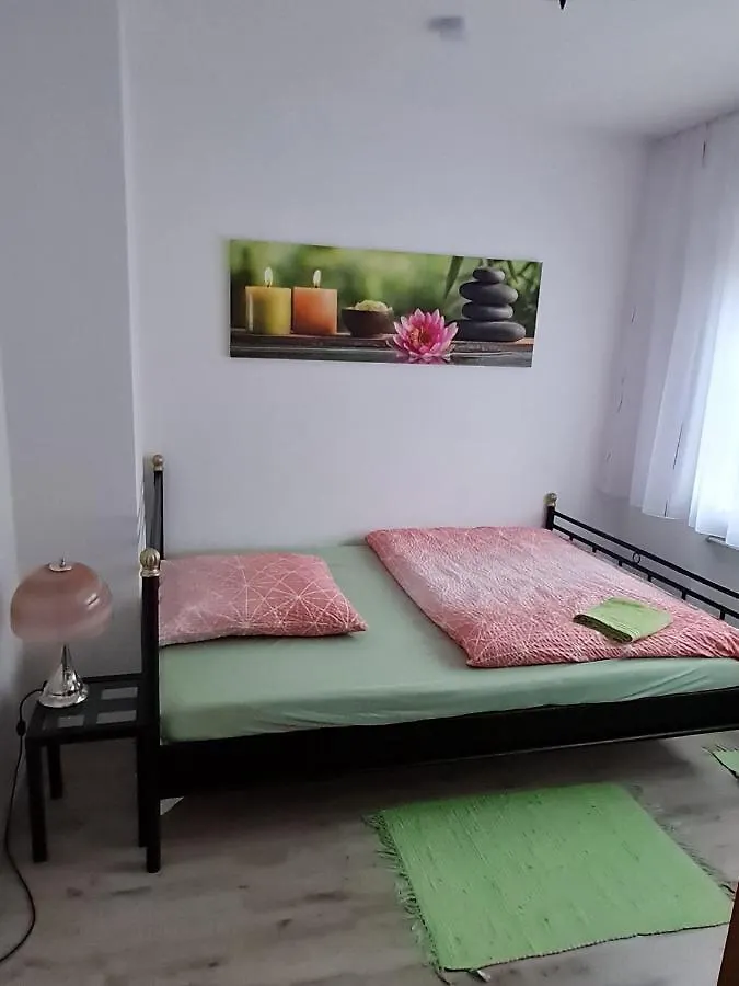 Fraenkische Rhoen Wohnung Mit Bergblick ツ バート・キッシンゲン 0*,  ドイツ